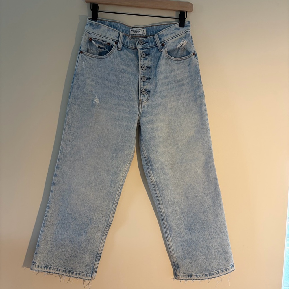 Abercrombie Crop High Rise Wide Leg Size 6 Short